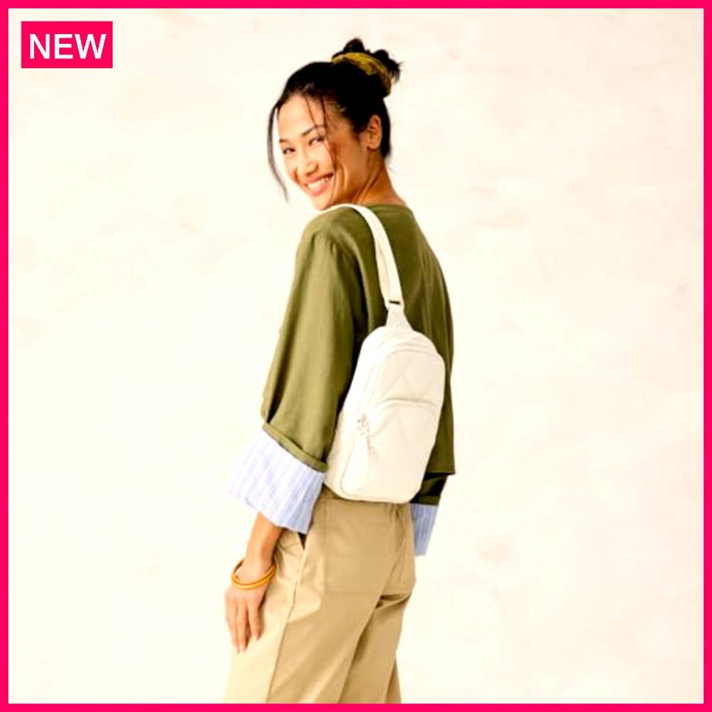 Featherweight Sling Backpack Daypack Adjustable S… - image 7